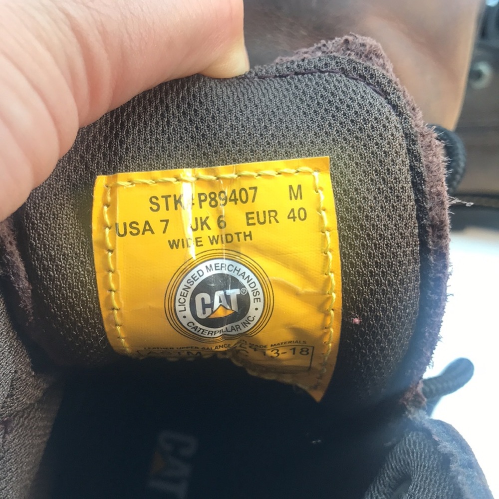 Caterpillar Men's Second Shift Work Boot Size 7 - image 6